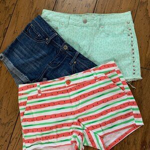 collection of 3 size 9/10 denim shorts, PINK, Hydraulic & Wishful Park